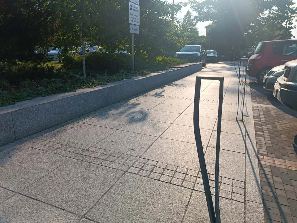 Słupki, które dają się we znaki kierowcom. Będzie zmiana? - Zdjęcie główne