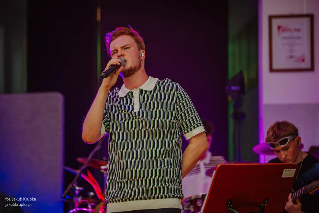 „Podróż” muzyczna w II LO w Lubartowie