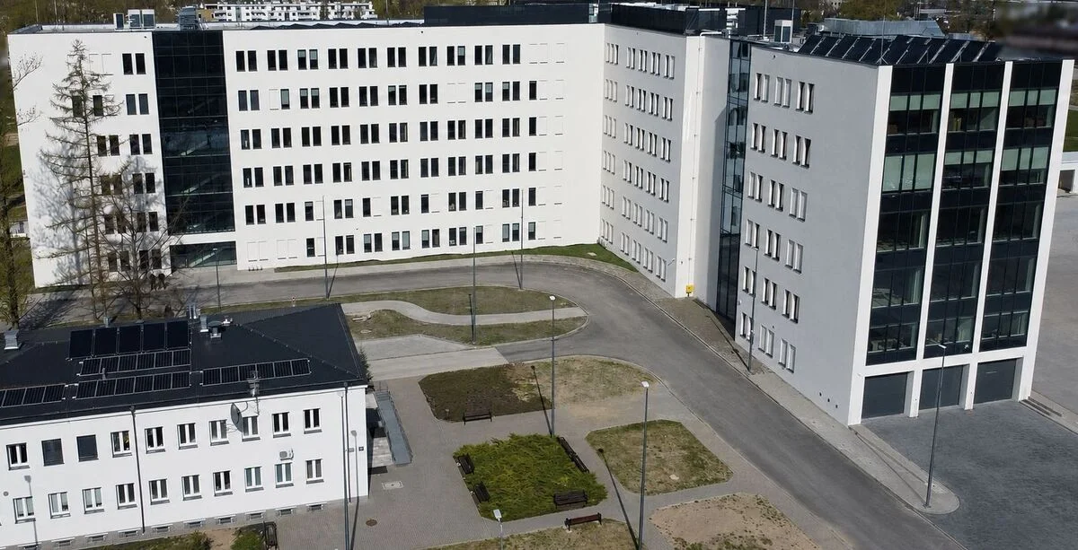 Lubelscy kontrterroryści, prewencja i cyberpolicja mają nową siedzibę. Nowoczesny kompleks otwarty