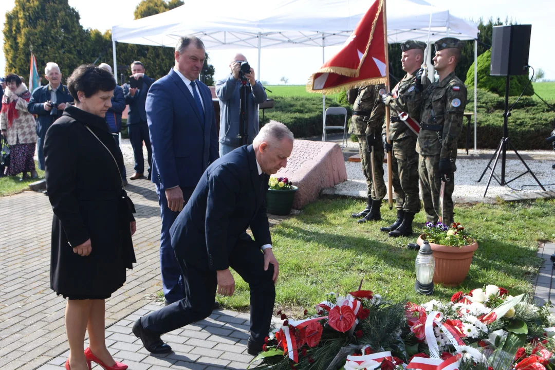 Rekonstrukcja Józefów Duży cz.1