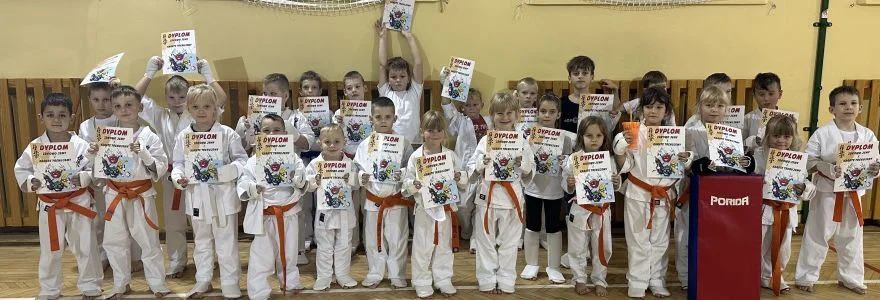 Zdrowo jemy i karate trenujemy (zdjecia) - Zdjęcie główne