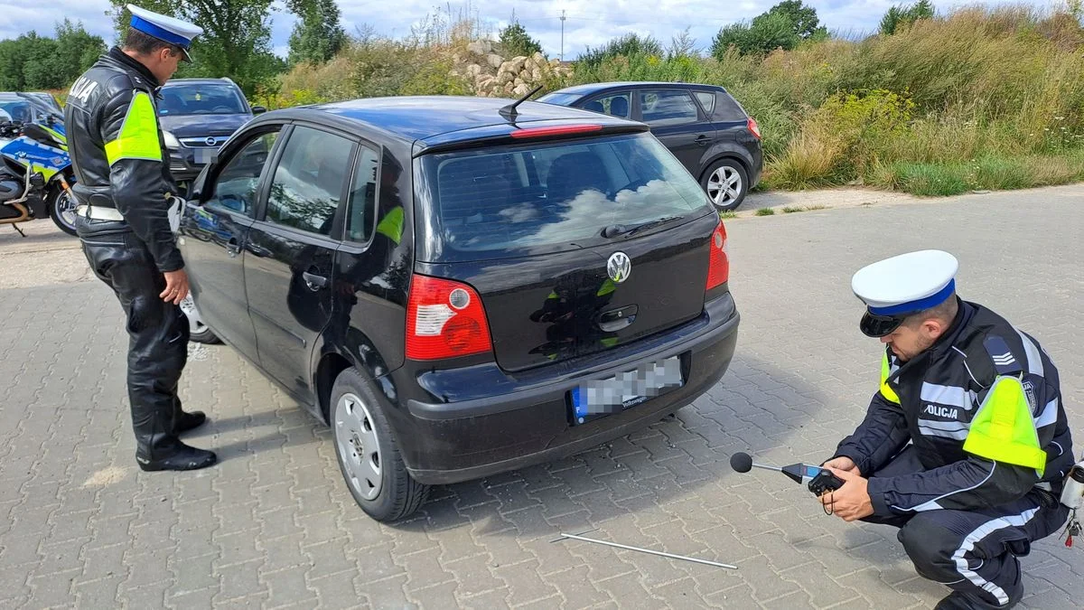 Łukowscy policjanci zmierzą poziom hałasu pojazdów. Dostali specjalny sprzęt