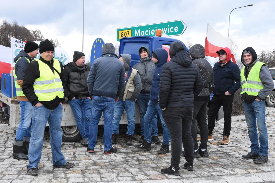 Rolnicy z powiatu łukowskiego protestowali w miejscowości Gończyce