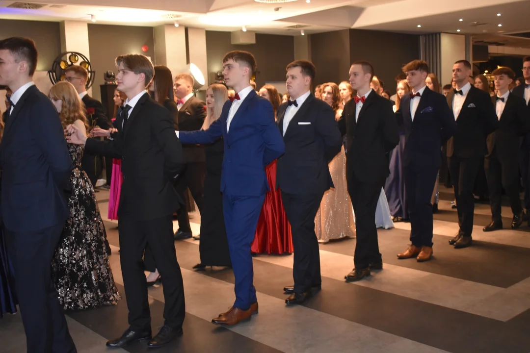 Polonez maturzystów ZST w Puławach