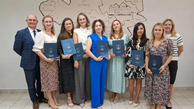 Siedmioro nauczycieli z ważnym awansem. Uroczystość w Urzędzie Gminy Garwolin - Zdjęcie główne