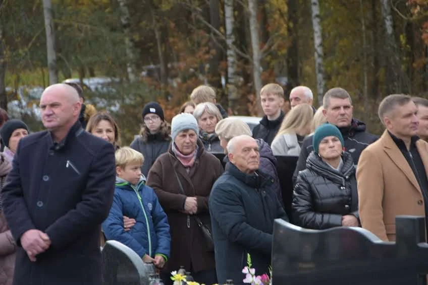 Uroczystości 1 listopada na cmentarzu w Szczałbie (ZDJĘCIA)