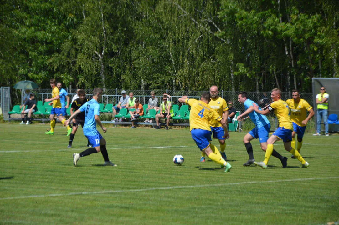 SKS Leokadiów - Amator Rososz-Leopoldów