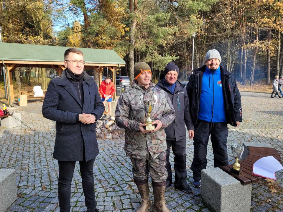 Zawody Wędkarskie "Niepodległościowy Spining 2023" nad Zalewem Zimna Woda