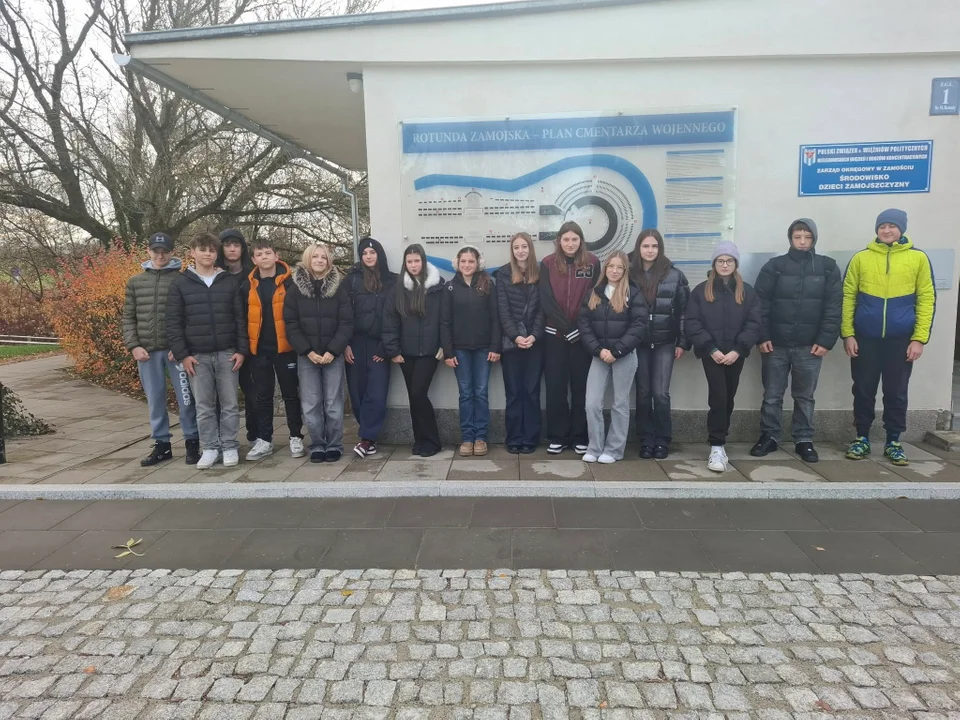 Nawet w sobotę przyszli w Zamościu (foto) - Zdjęcie główne