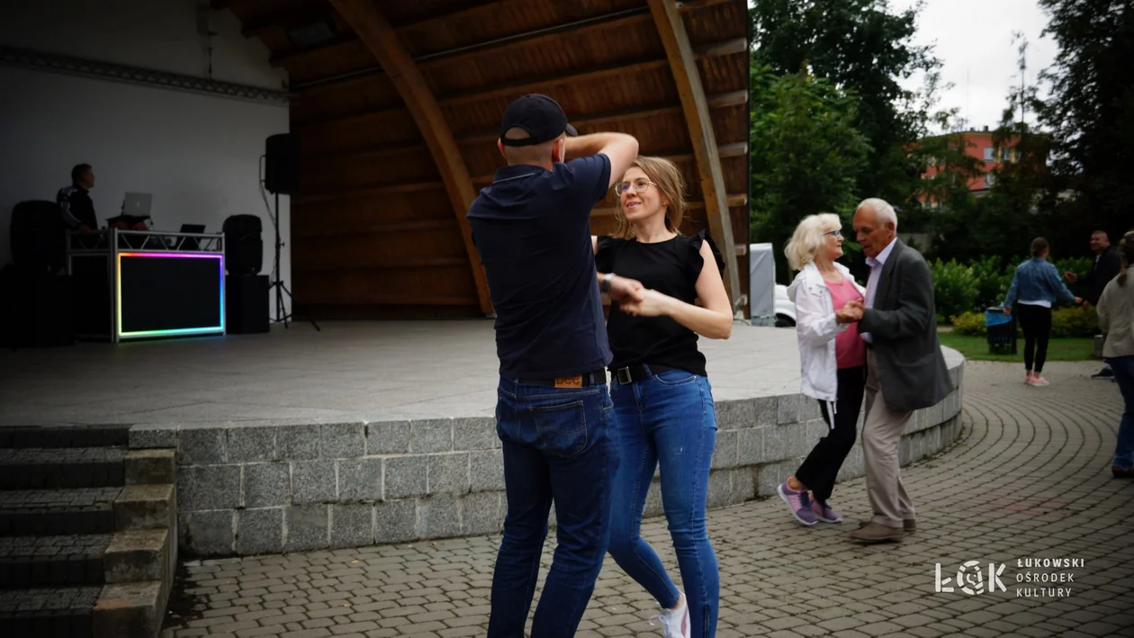 Letnia potańcówka w samym środku Łukowa