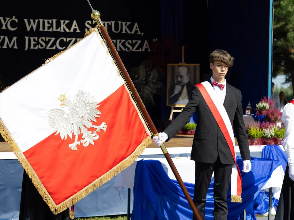 Kornel Makuszyński patronem szkoły w Fiukówce