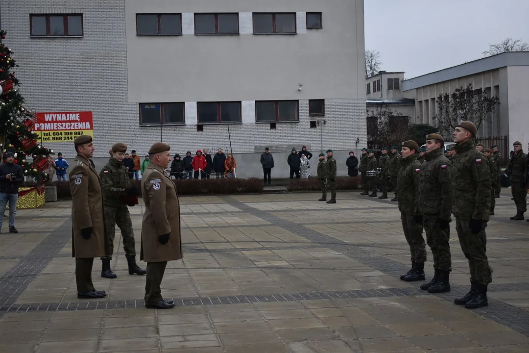 Przysięga żołnierzy WOT w Puławach