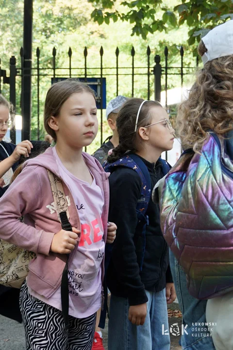 Wakacje z ŁOK. Dzieci piekły własne bułki, chałki oraz pizzę