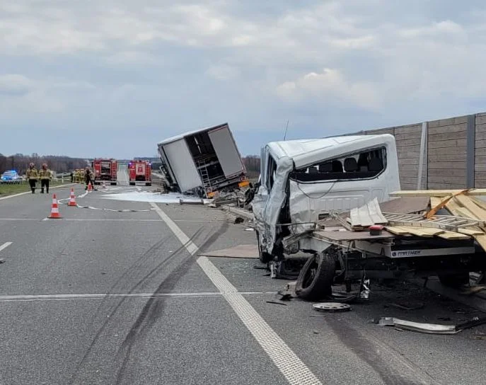 Wypadek w Strzyżowicach na S17