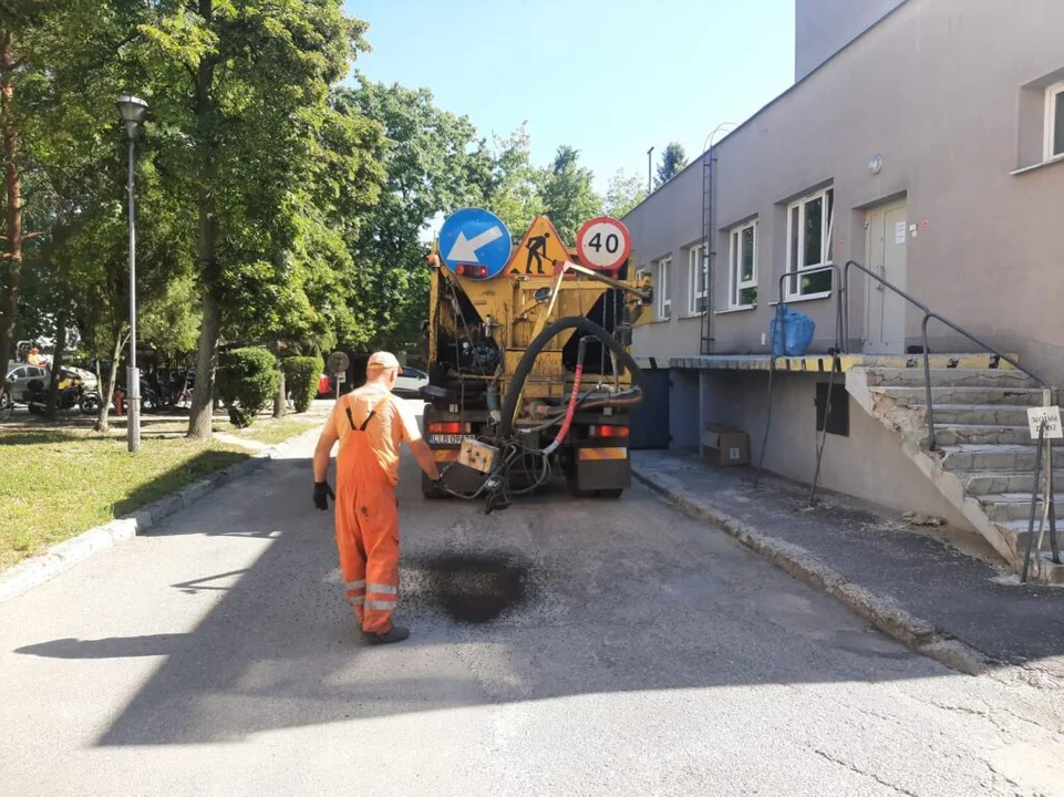 Remont parkingu przy szpitalu w Lubartowie (zdjęcia) - Zdjęcie główne
