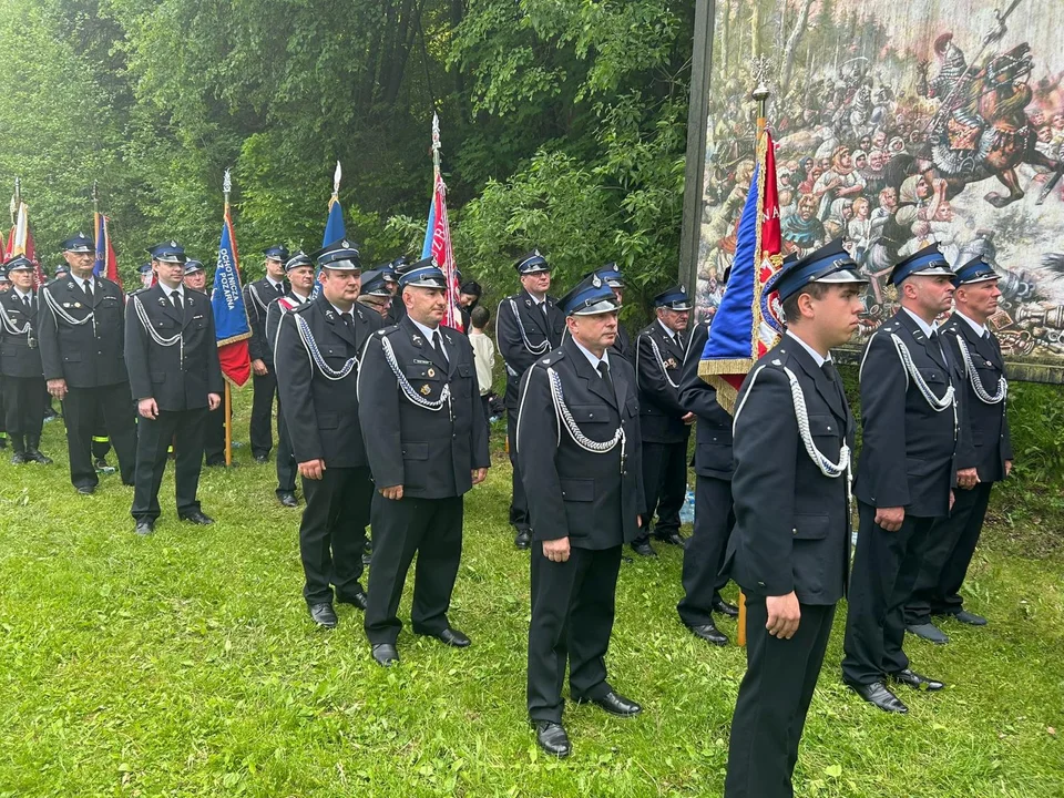 Pielgrzymka strażaków do Kębła