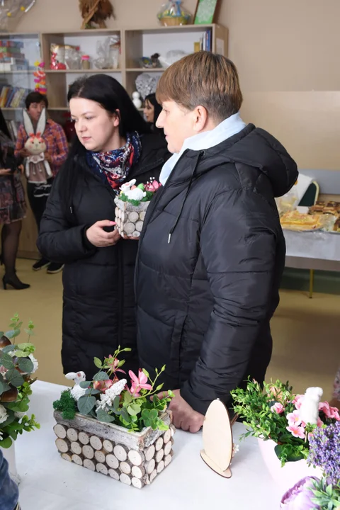 Piękne ozdoby wielkanocne na kiermaszu w Anielinie