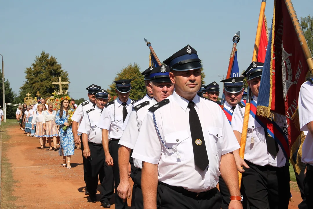 Tłumy na dożynkach w Krzywdzie. Wieńce, turniej sołectw i disco polo