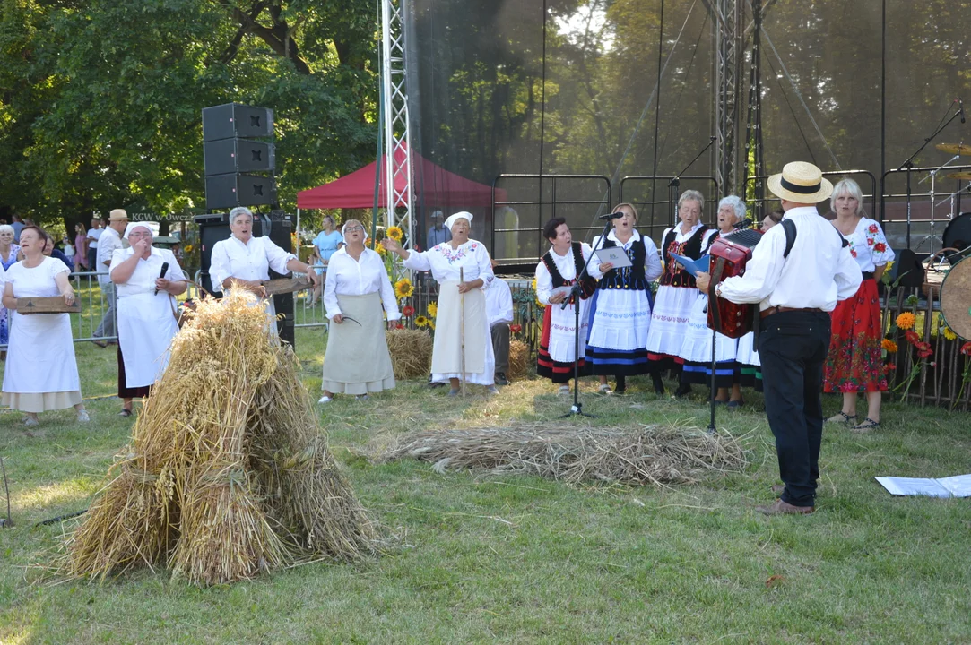 W niedzielę w Józefowie nad Wisłą odbyły się Dożynki Gminne