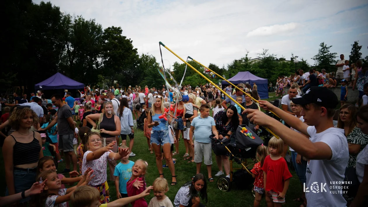 Festiwal Balonów, Baniek Mydlanych i Kolorów w Parku Miejskim w Łukowie