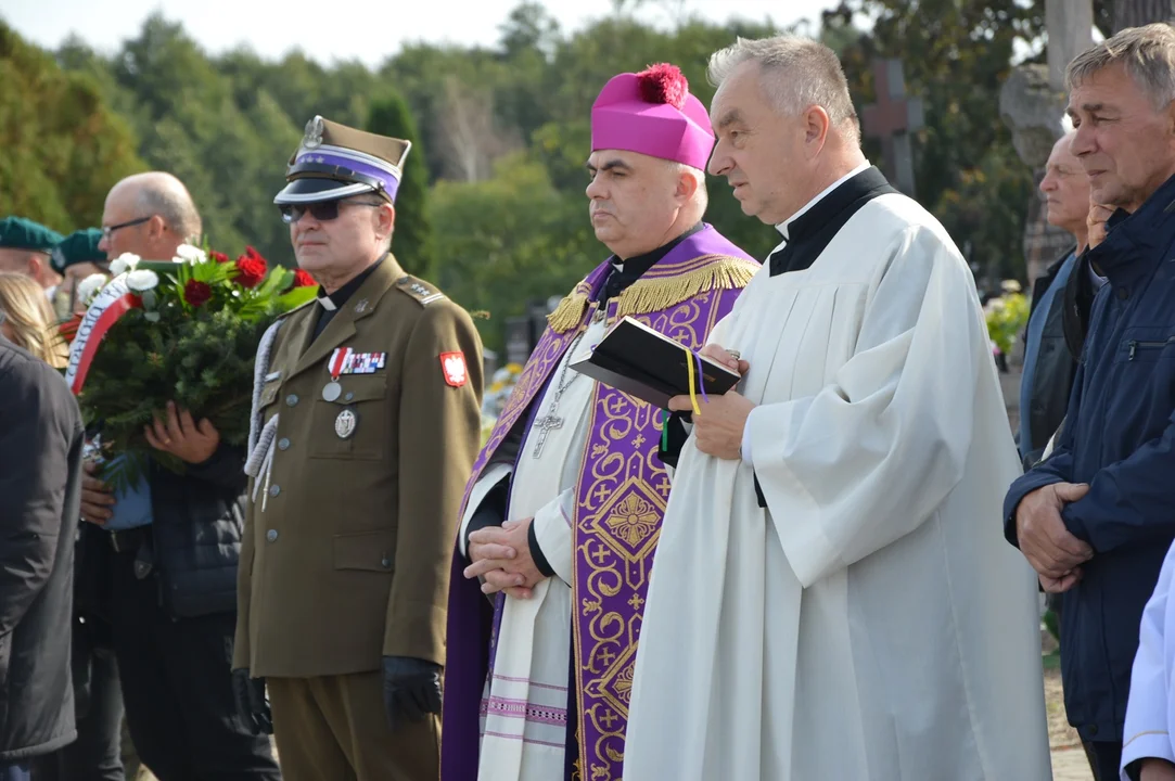 Odsłonięcie nagrobka żołnierza AK Karola Chlebickiego w Chodlu