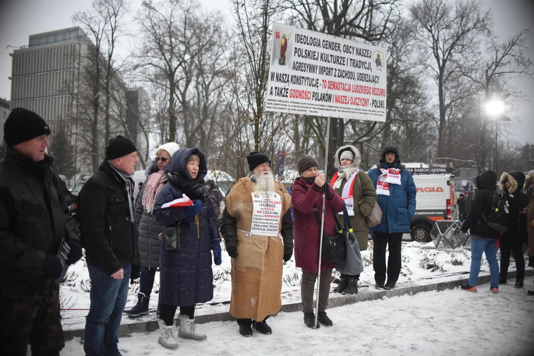 "Protest Wolnych Ludzi" w Warszawie [GALERIA]