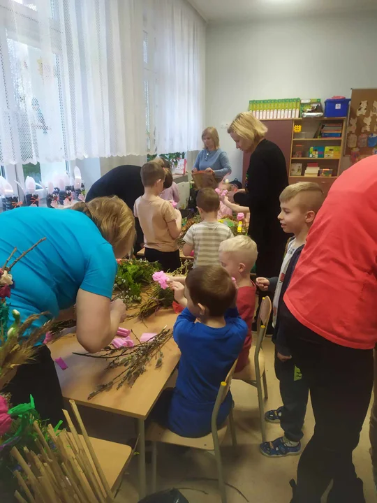 Warsztaty wielkanocne w szkole w Starych Kobiałkach