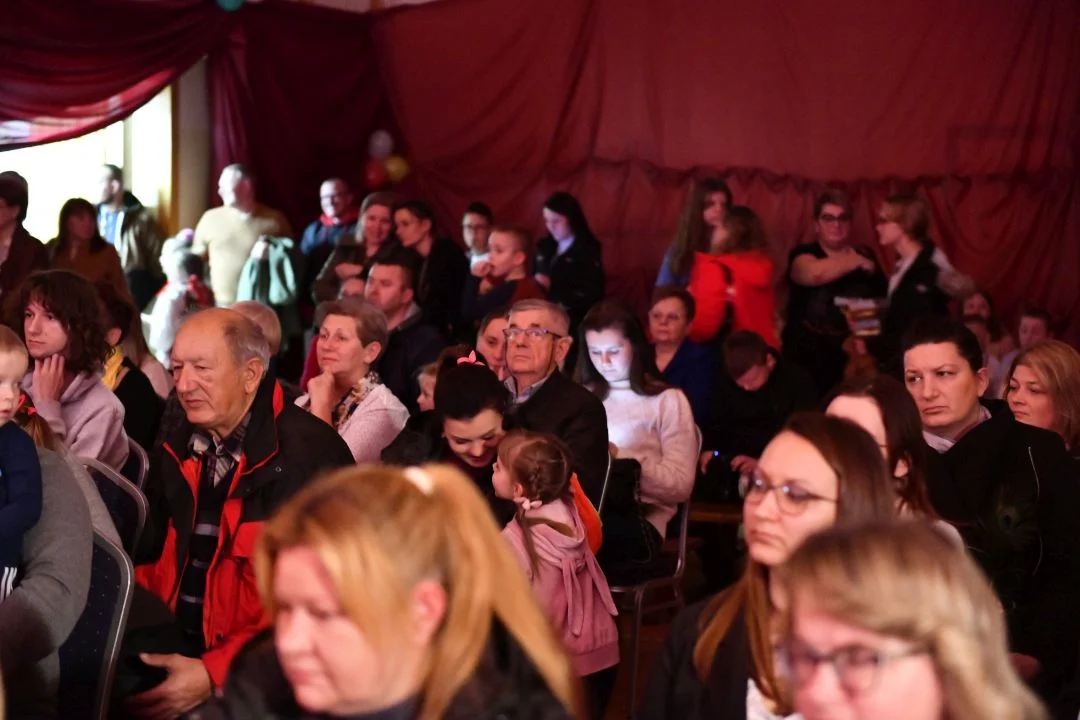 Koncert i występy artystyczne dla Marysi