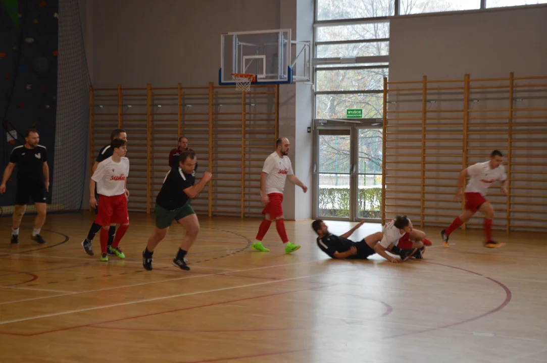 Turniej w piłce nożnej o tytuł prezesa TKKF Chemik