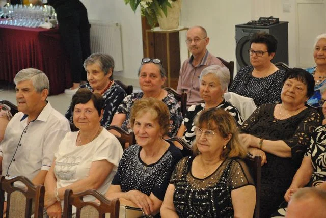 Nasi seniorzy zakończyli kolejny rok akademicki (foto) - Zdjęcie główne