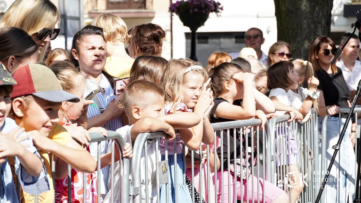 Koniec roku przy letnim remanencie