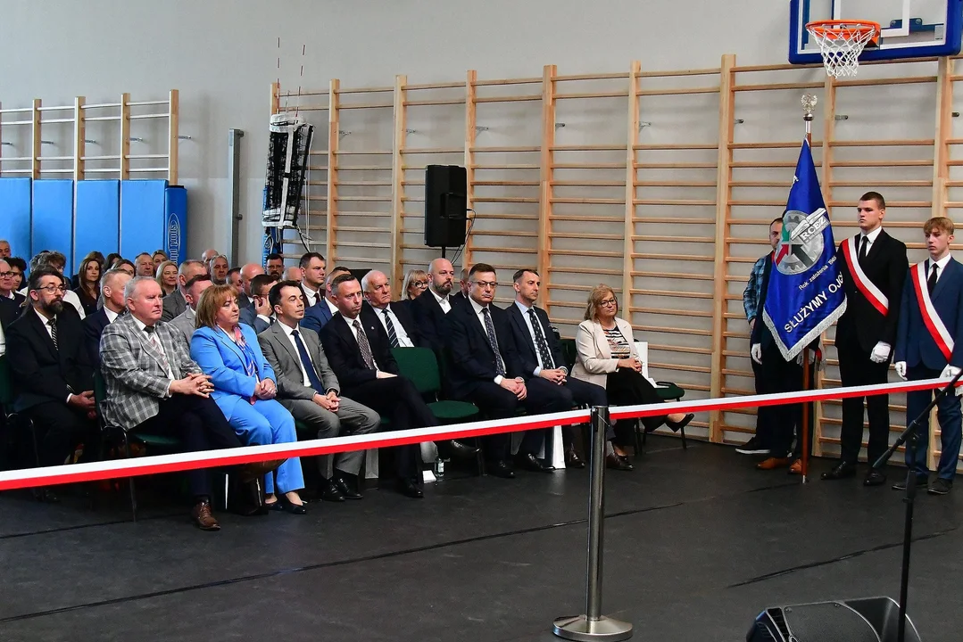 Hala sportowa przy RCEZ