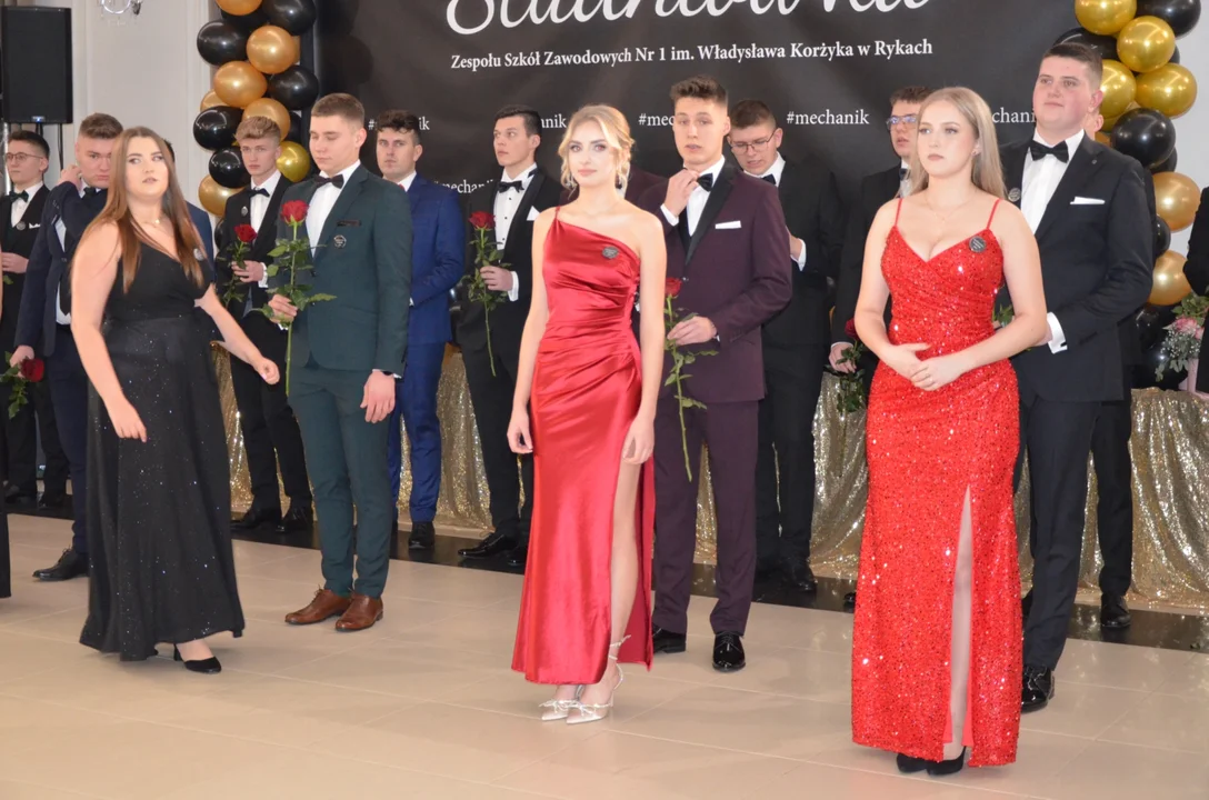 Studniówka w Mechaniku