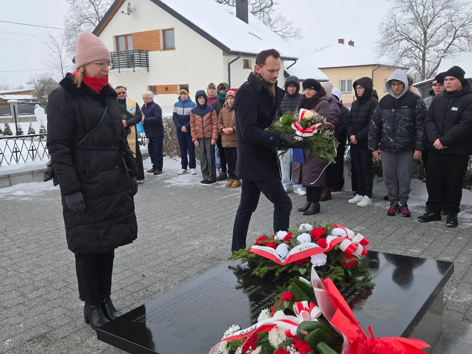 Złożyli hołd ofiarom niemieckiej zbrodni w Leokadiowie (zdjęcia) - Zdjęcie główne