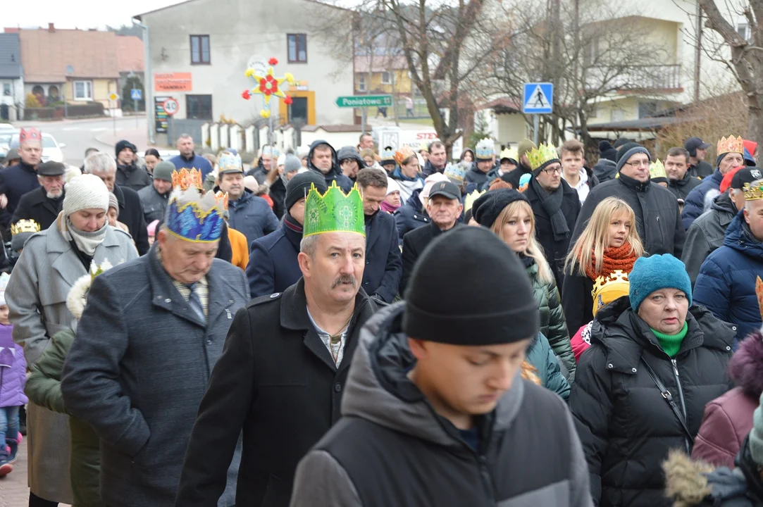 Orszak Trzech Króli przeszedł ulicami Chodla