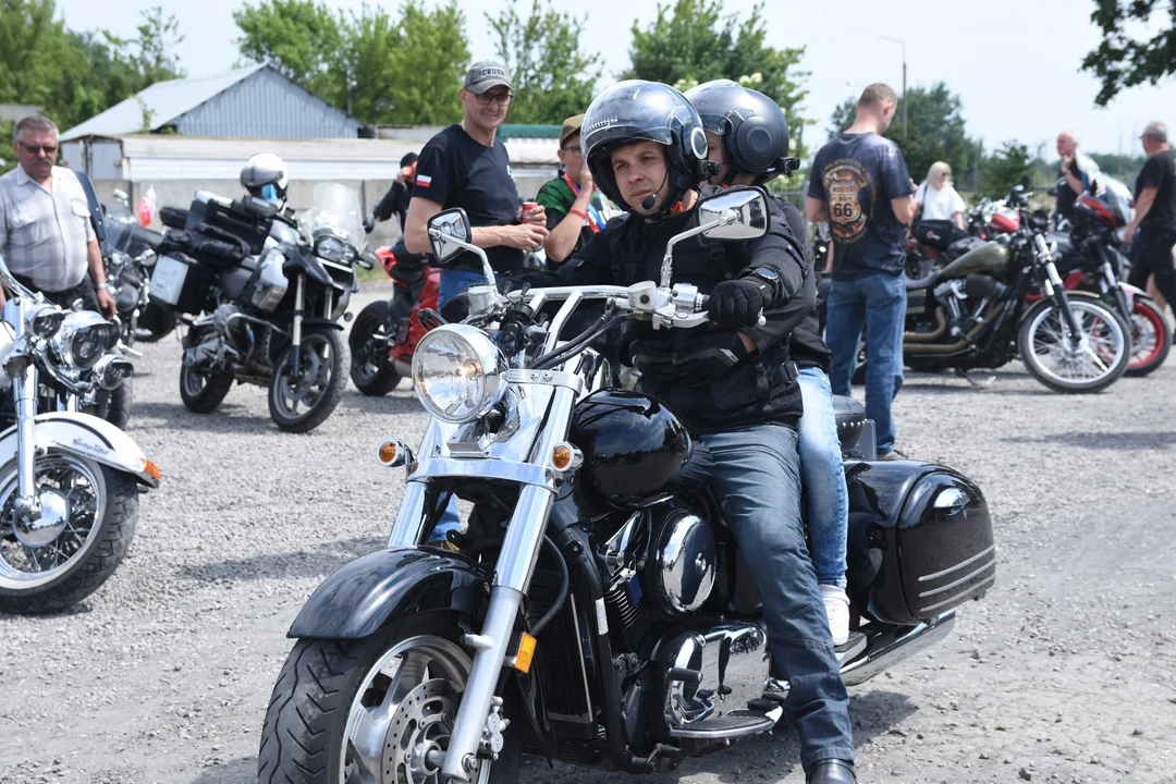 Motocykliści opanowali Łuków. Część I