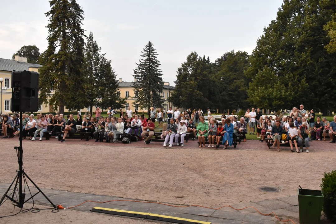 Za nami 3 dzień Międzynarodowego Festiwalu Folklorystycznego. Zobacz fotorelację prosto ze Skweru Niepodległości