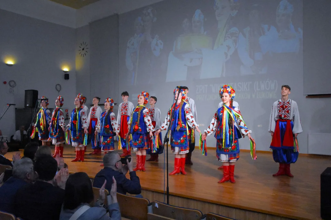 Zespoły ludowe z Łukowa, Siedlec i Lwowa wystąpiły na jednej scenie (