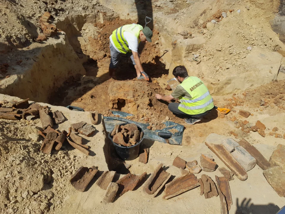 Lublin: Archeolodzy odkryli skarby z przeszłości w samym centrum - Zdjęcie główne