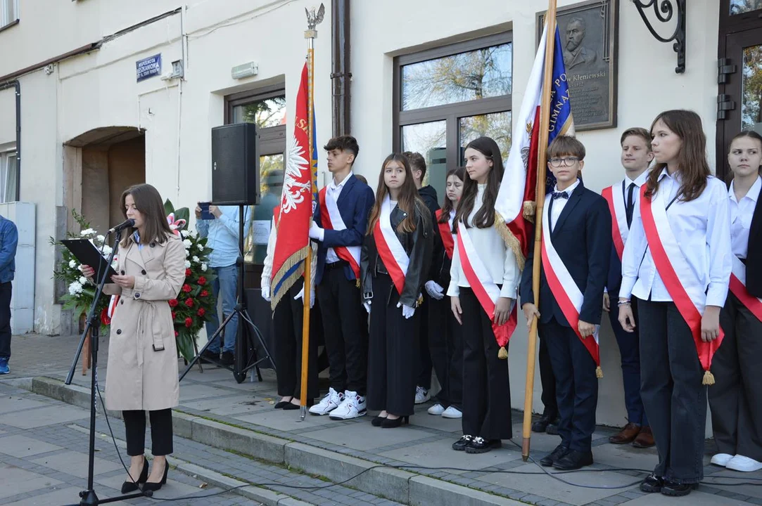 Odsłonięcie tablicy poświęconej zamordowanym Żydom z Opola Lubelskiego