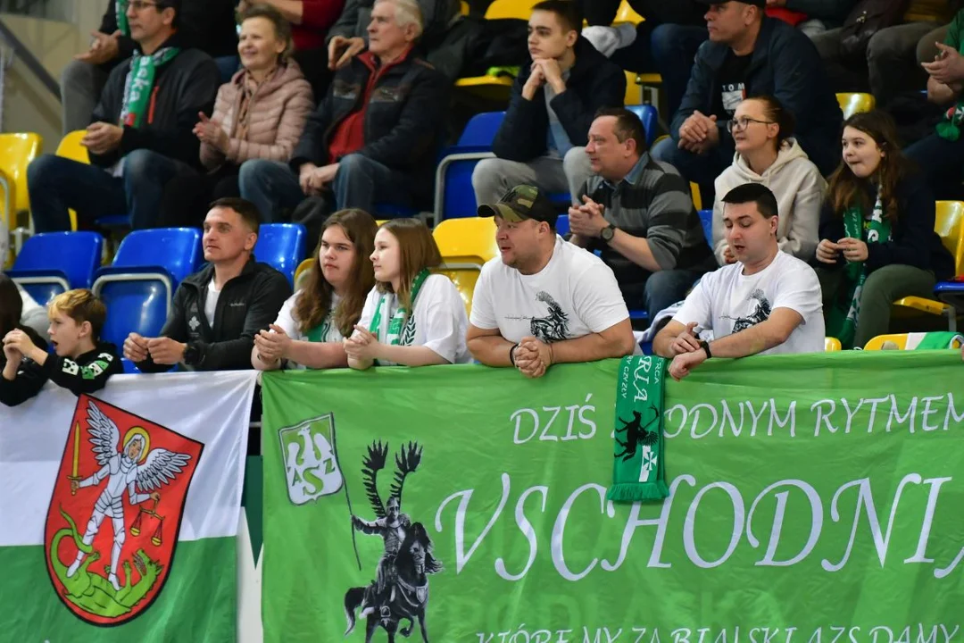 Kibice na meczu AZS-u z Olimpią (zdjęcia) - Zdjęcie główne