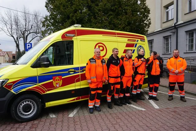 Powiat opolski: Teraz pomoc do chorego na pewno dotrze na czas (ZDJĘCIA) - Zdjęcie główne