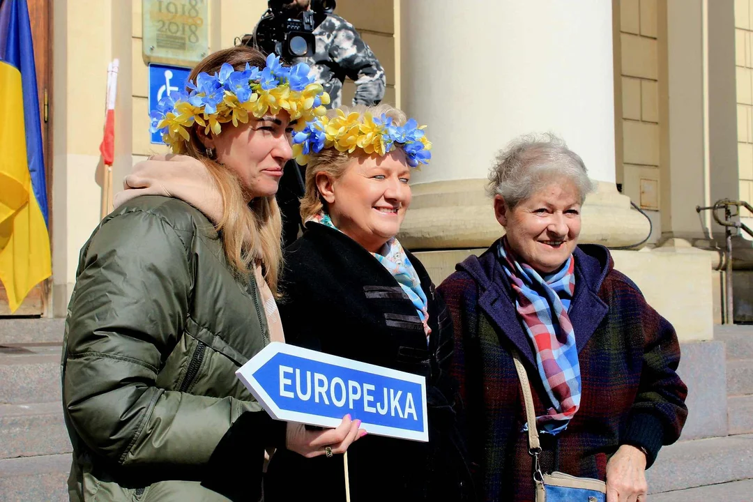 Zaśpiewali ,,Odę do radości” na Placu Łokietka (ZDJĘCIA)