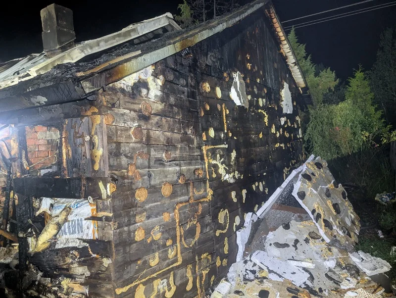 Pożar domu w Białej Podlaskiej. Jedna osoba w szpitalu