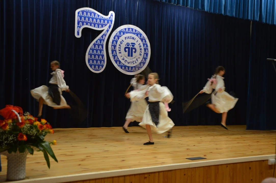 Jubileusz 70-lecia Zespołu Pieśni i Tańca "Powiśle" im. Kazimiery Walczak "Mamci"