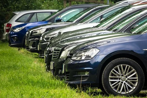 Samochody osobowe do 12500 zł. Przegląd ogłoszeń motoryzacyjnych z regionu - Zdjęcie główne