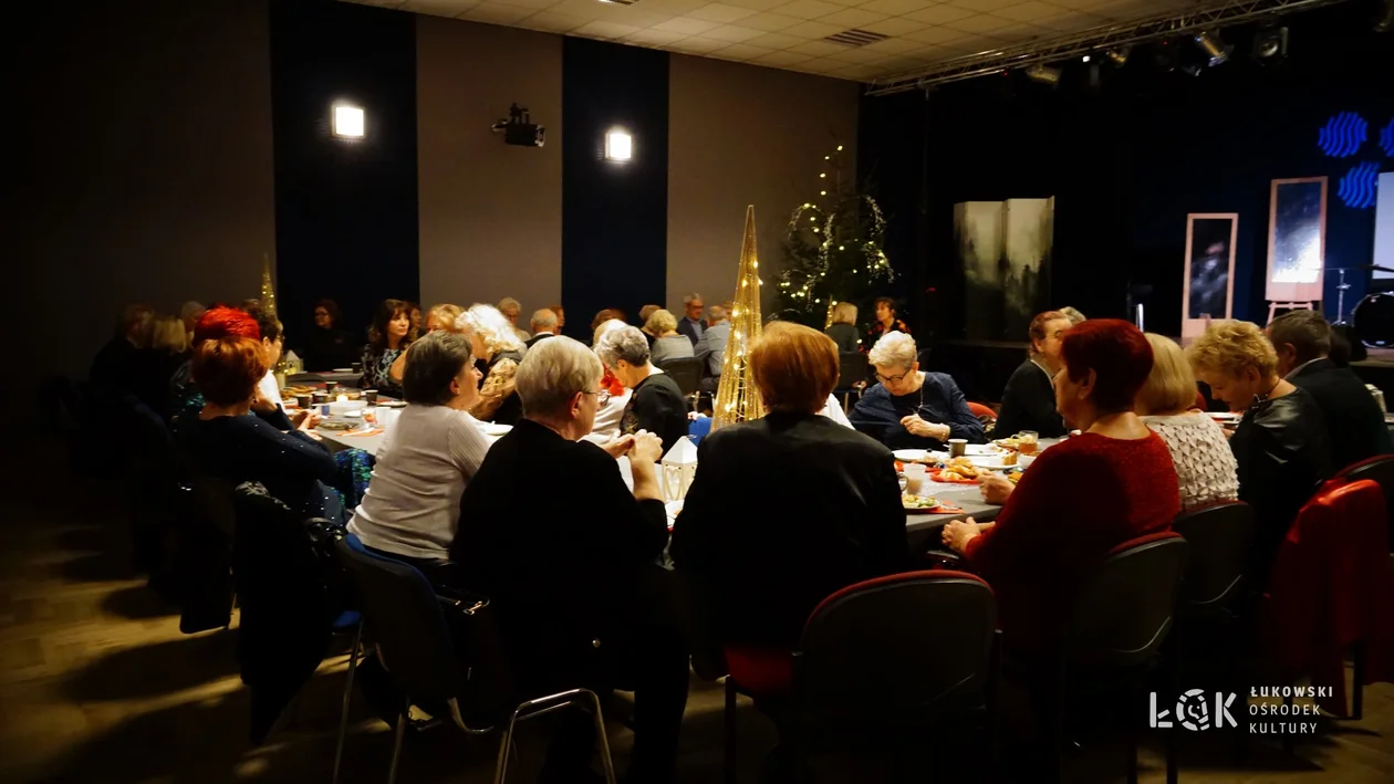 Spotkanie opłatkowe Łukowskiego Uniwersytetu Trzeciego Wieku