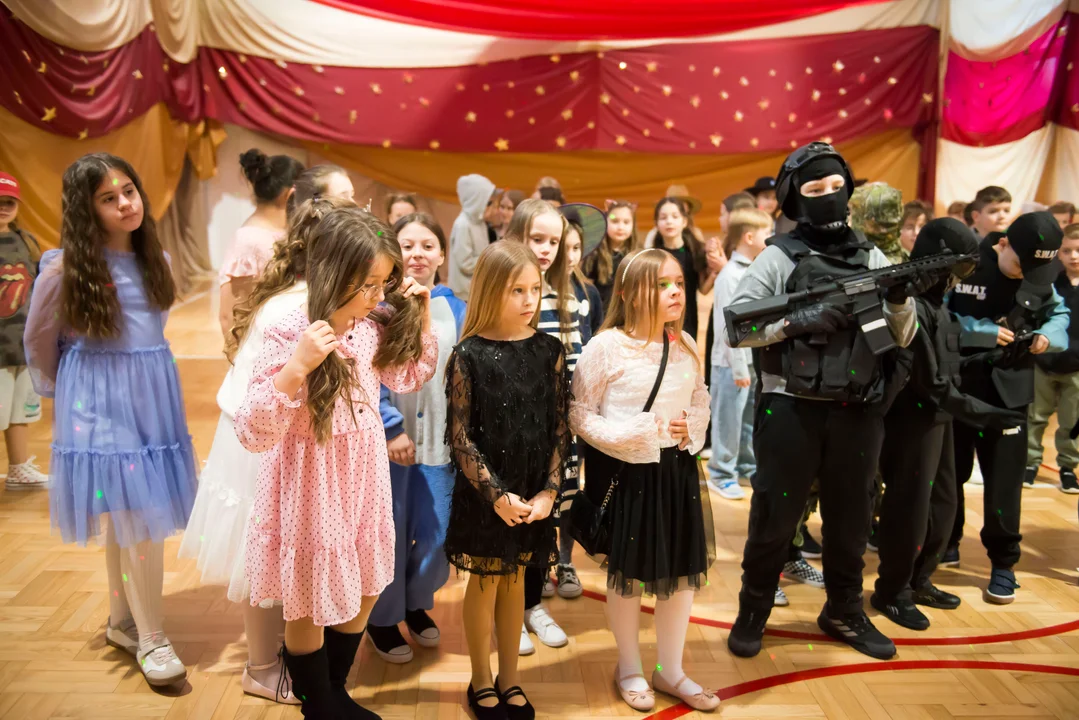 Bal Karnawałowy Szkoła Podstawowa nr 2 w Radzyniu Podlaskim