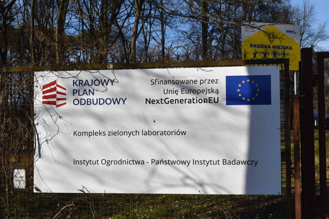 Otwarcie laboratorium badania jakości produktów pszczelich w Puławach