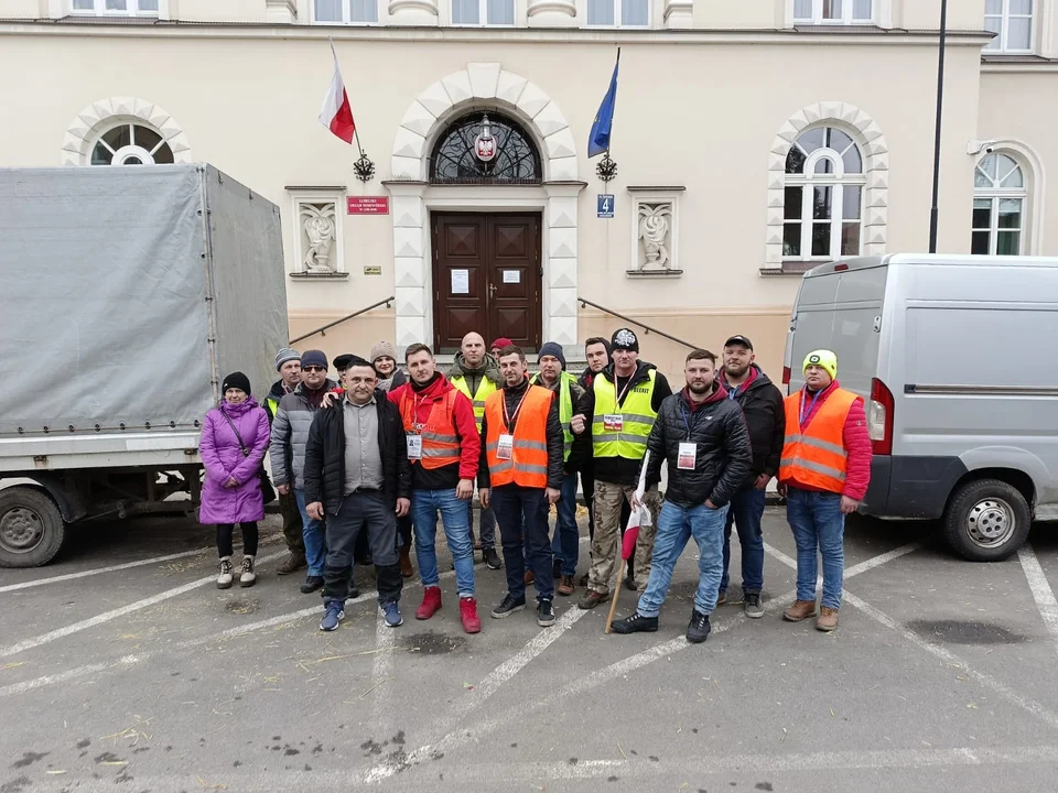 Powiat: Rolnicy od nas też protestowali! (ZDJĘCIA) - Zdjęcie główne